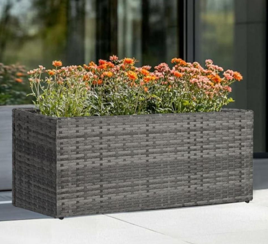 Small Balcony Decor Islamabad Rawalpindi: 5 Smart Setups outdoor planters